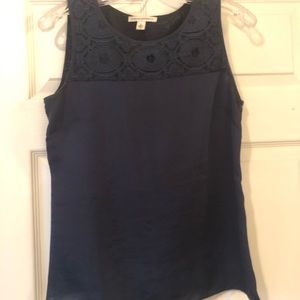 Lace detail beautiful structured top